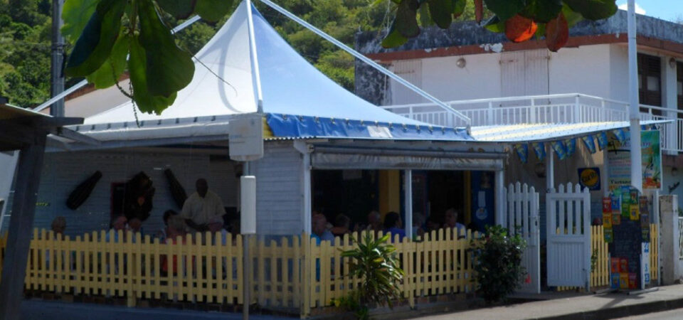 location villa martinique - parking, piscine, terrasse, climatisation, barbecue, 6 personnes